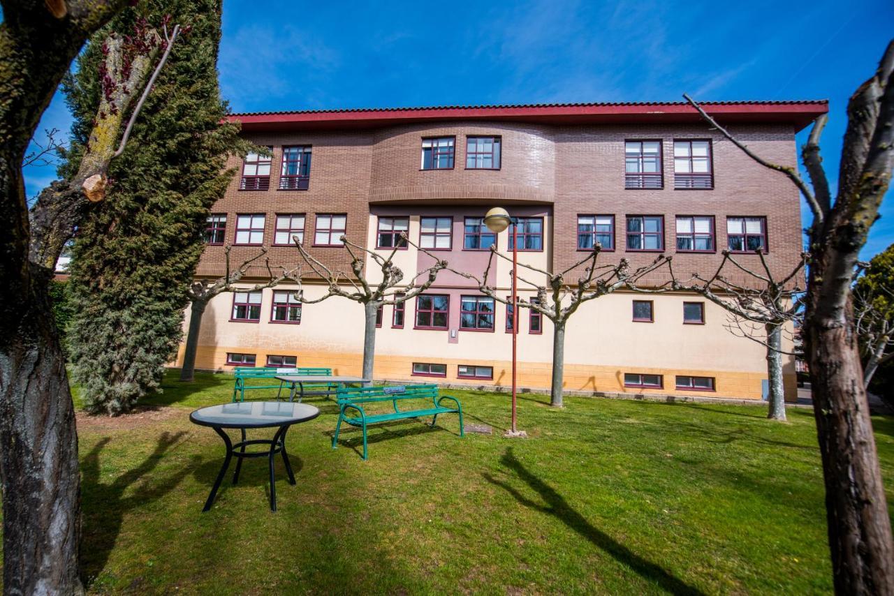 Residencia Hospital Del Rey Hostel Burgos Luaran gambar