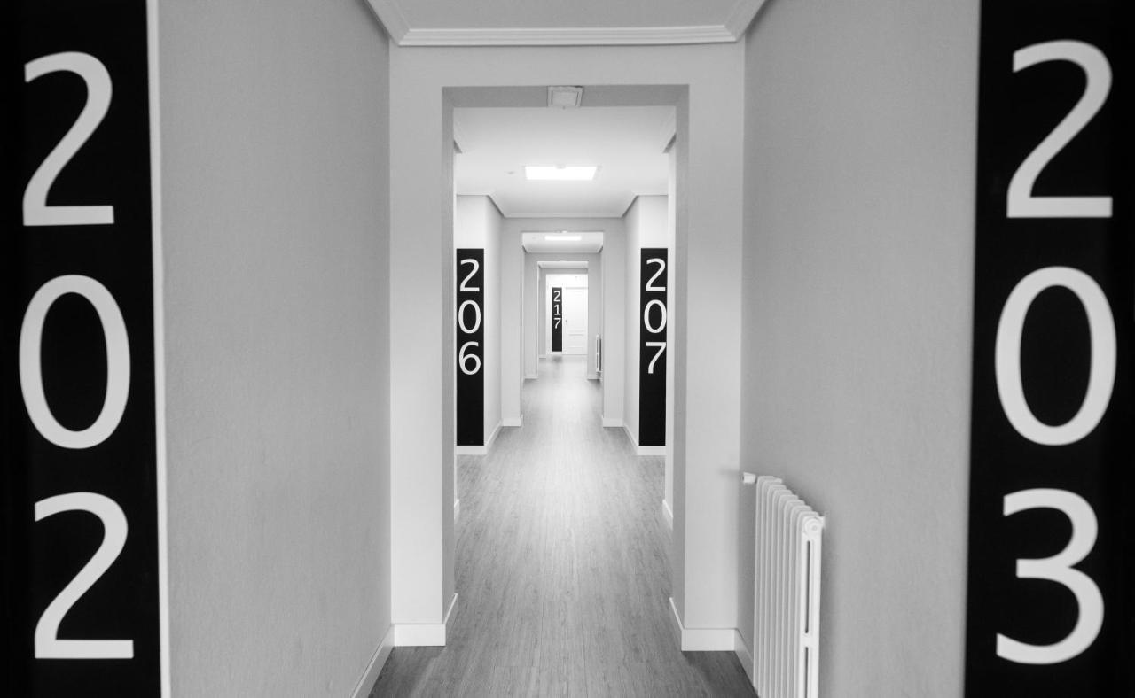 Residencia Hospital Del Rey Hostel Burgos Luaran gambar