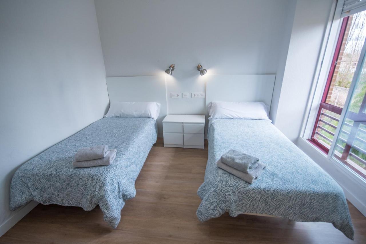 Residencia Hospital Del Rey Hostel Burgos Luaran gambar
