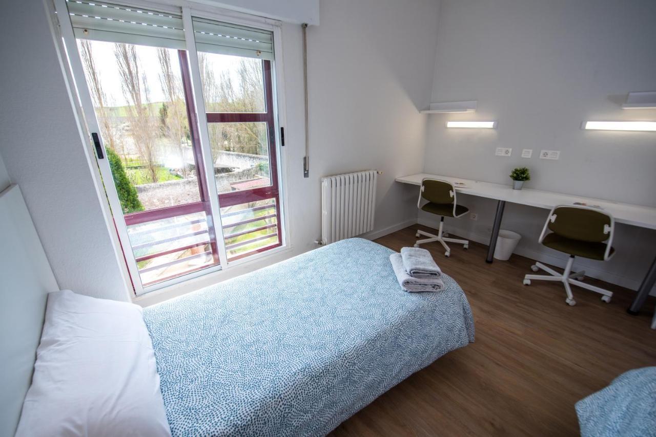 Residencia Hospital Del Rey Hostel Burgos Luaran gambar