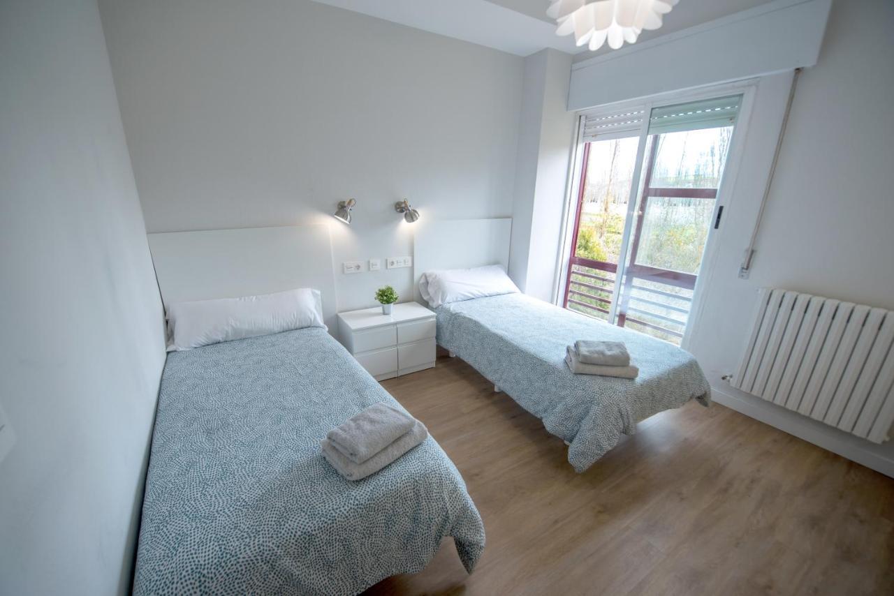 Residencia Hospital Del Rey Hostel Burgos Luaran gambar