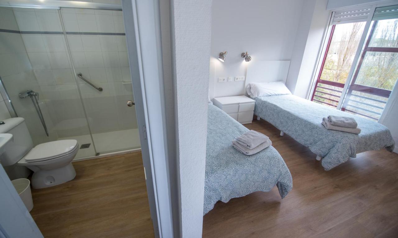 Residencia Hospital Del Rey Hostel Burgos Luaran gambar